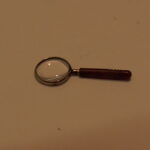 Artisan Made  Collectable miniature  Magnifying Glass    BR03