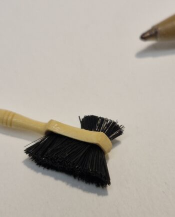 Double sided Brush   by David Edwards   TT14