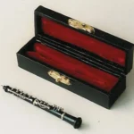 1/12 Scale  Dolls House Miniature    Oboe in case 9/348