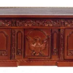 Resolute Desk/walnut P6339