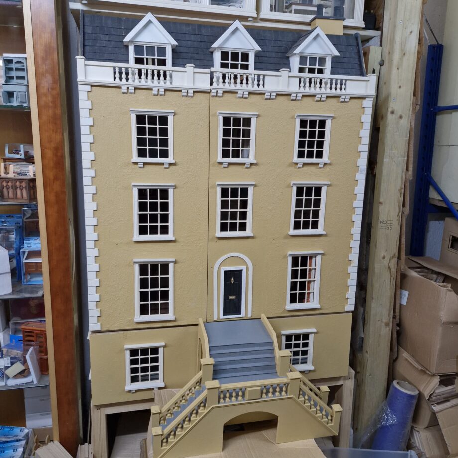 Anglesey Dolls House Georgian 10 rooms