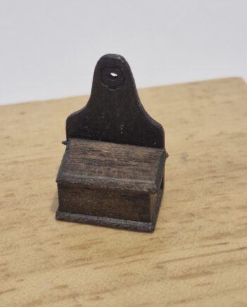 12th scale Salt Box   Wooden   Artisan made  ME71
