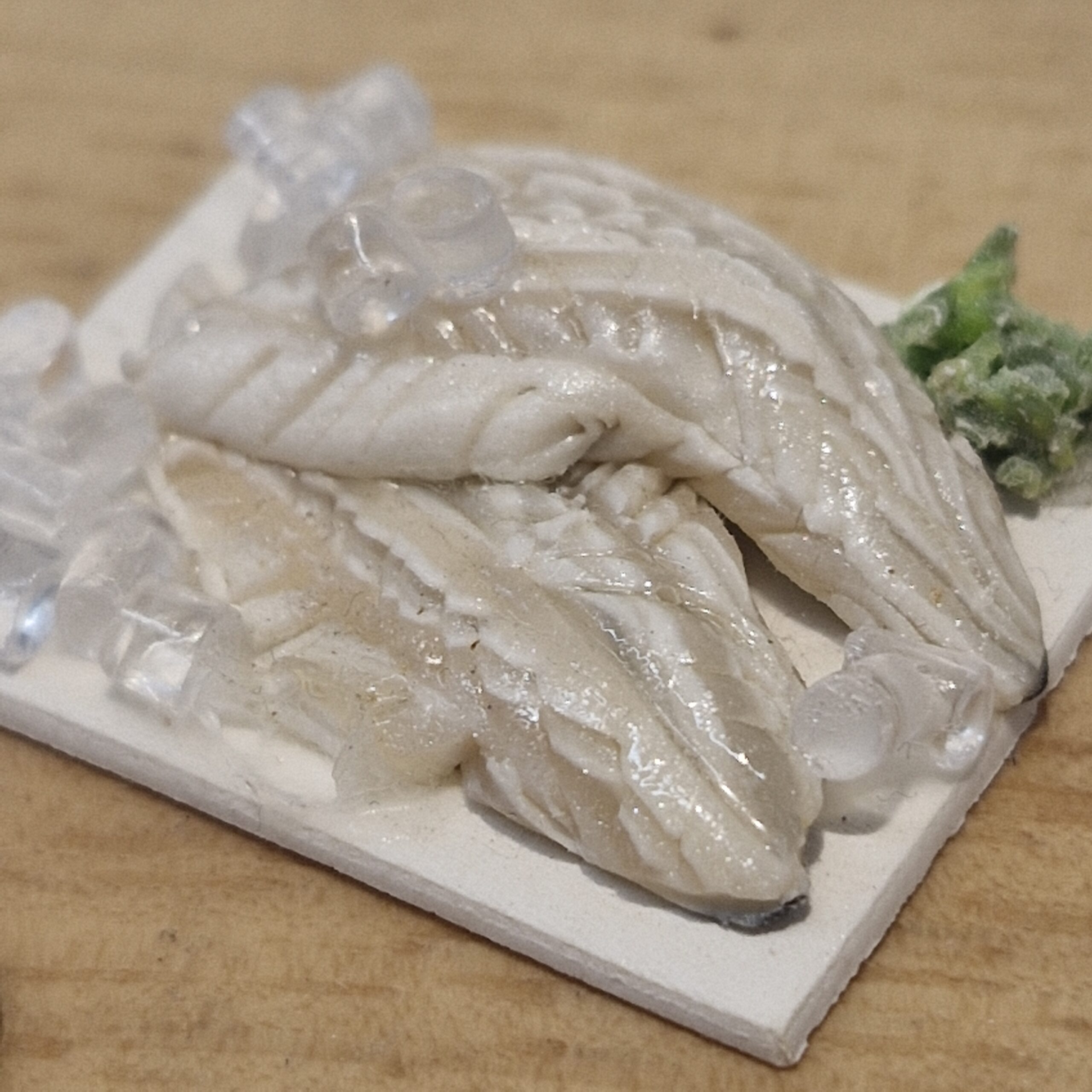 12th scale Dolls House Tray of Fish with Ice RA32