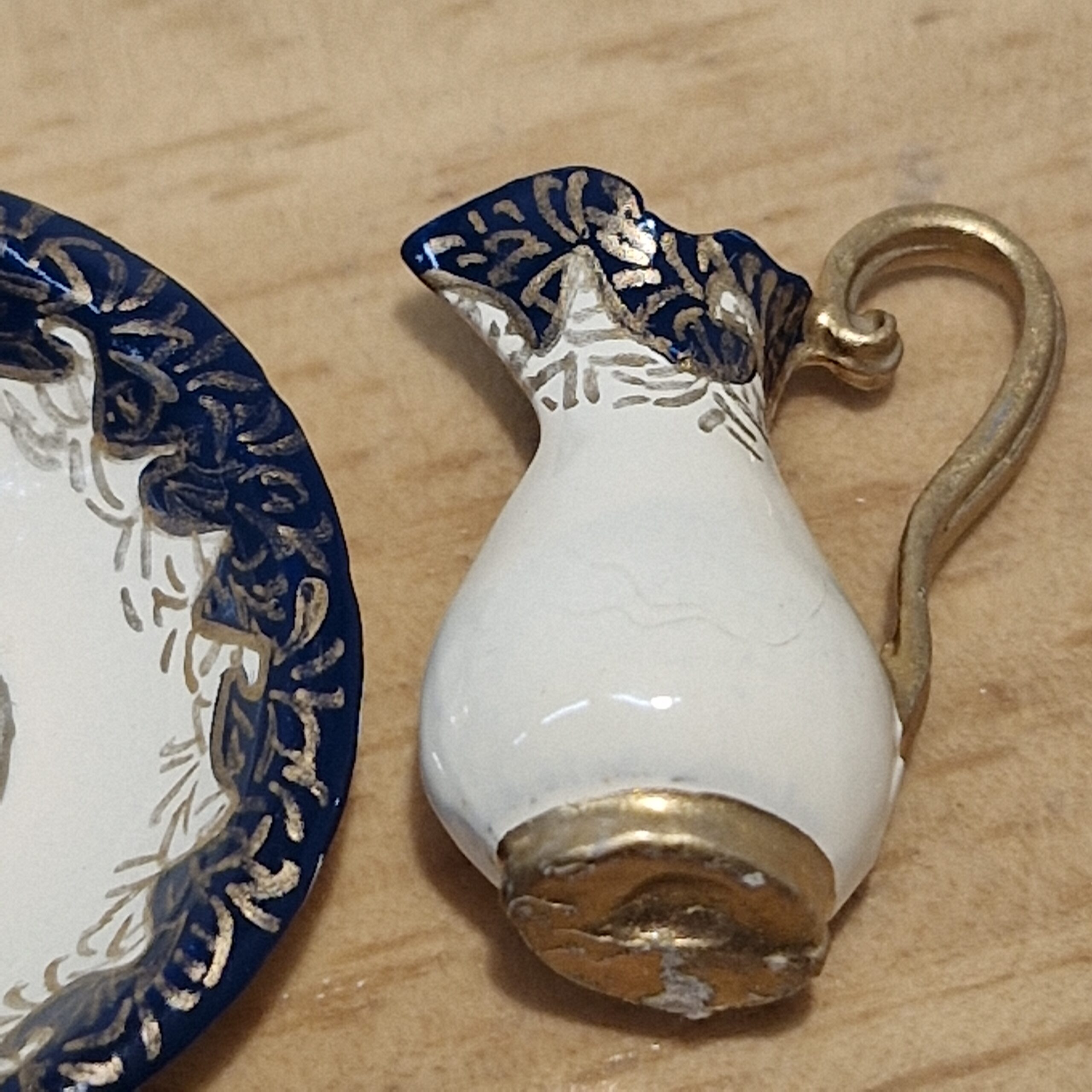 12th scale Dolls House Hand Painted Jug and Bowl Victoria Fasken RA35