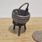12th scale Dolls House Quality Small Cauldron  on Stand   Metal   RB03
