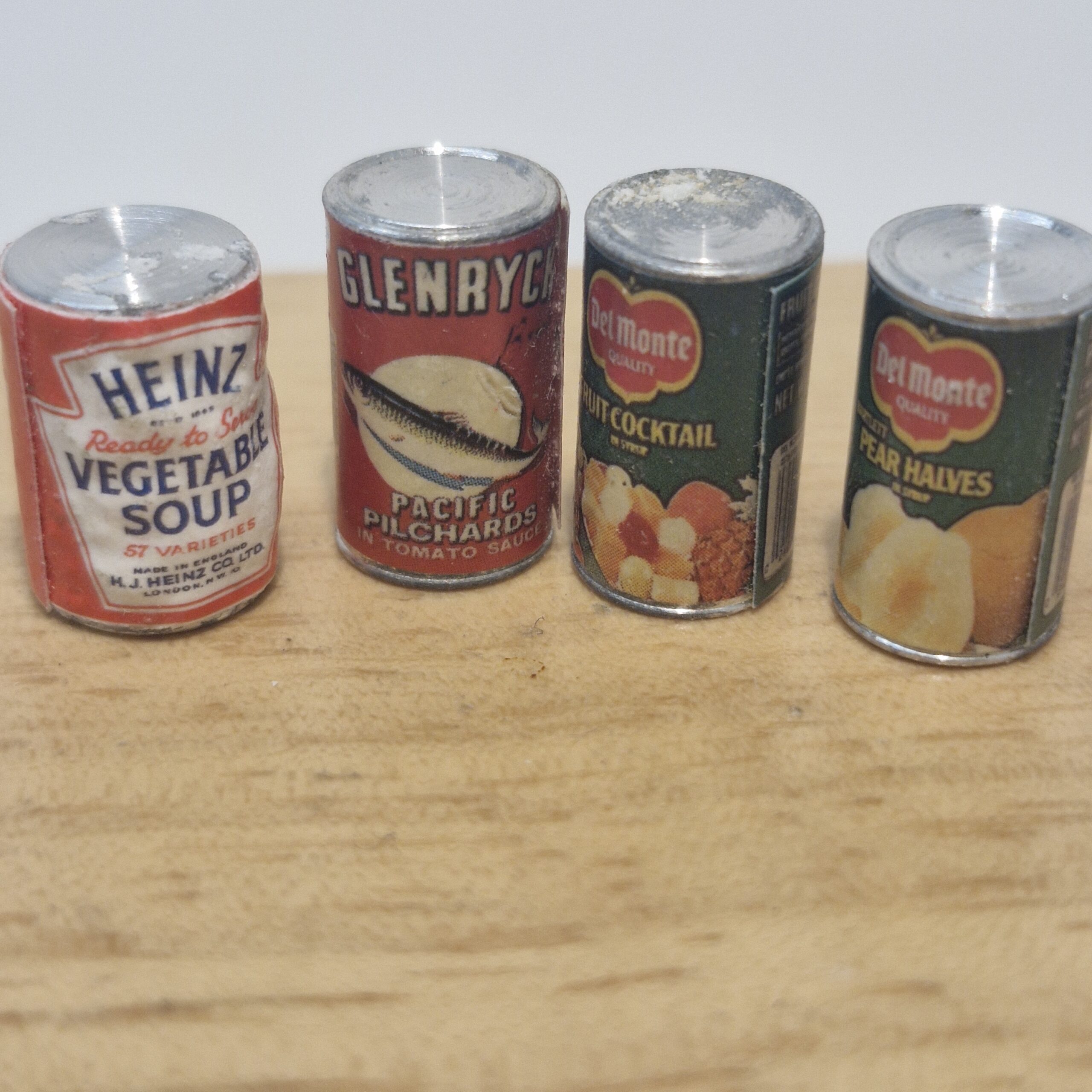 12th scale Dolls House Set of 4 Tins RB34