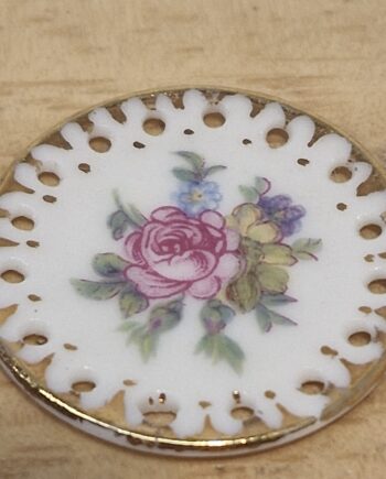 12th scale Dolls House Miniature Ceramic Plate by Muriel Hopwood RC01