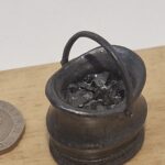12th scale Dolls House Miniature  Coal Scuttle  with Coal    RC28