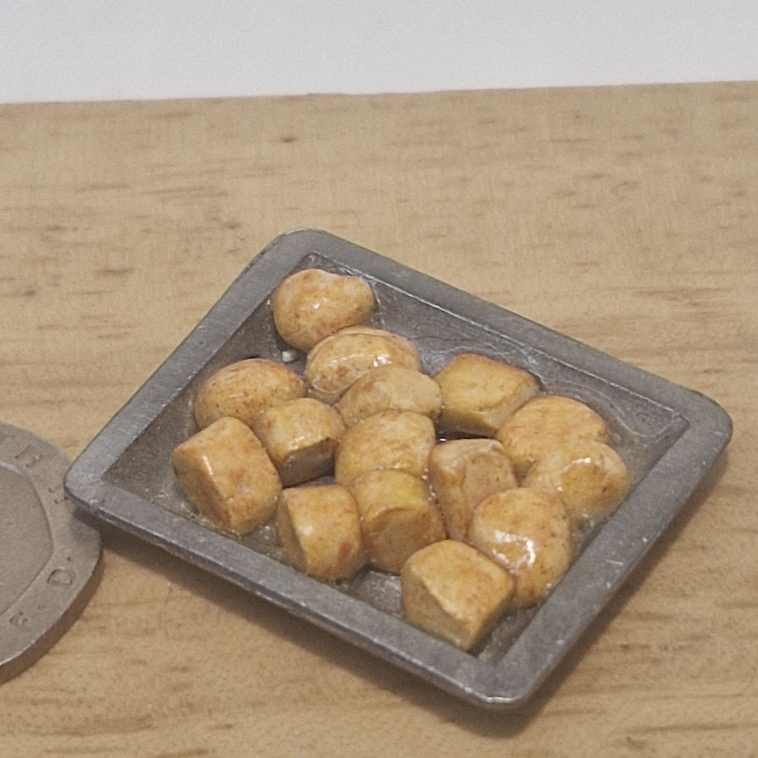 12th scale Dolls House Miniature Roast Potatoes on Tray RD14