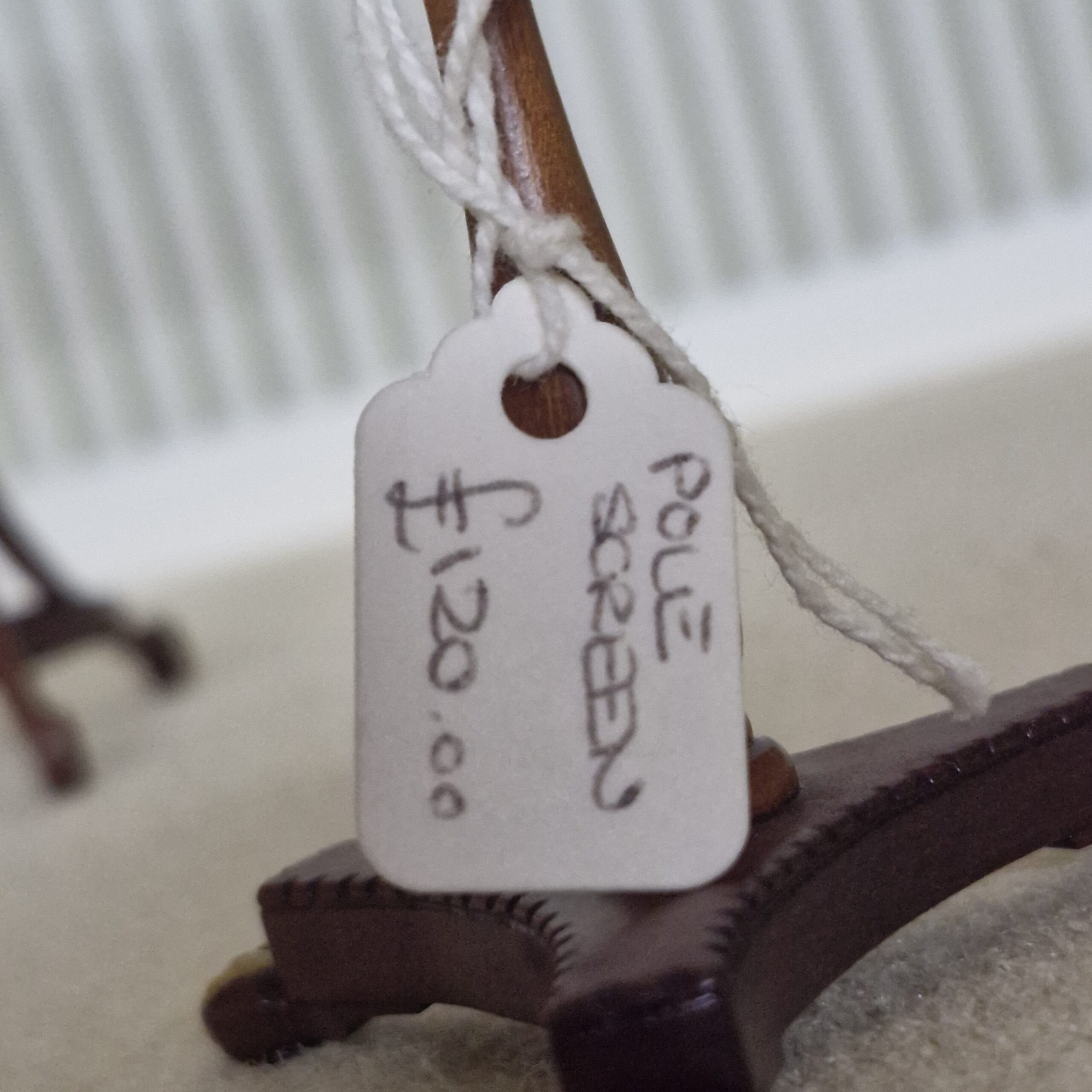 1:12th Scale, Dolls House, Furniture, Pole Screen Artisan made QU13a