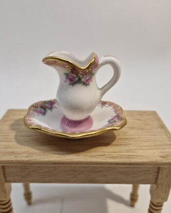 12th scale Washing Jug and Bowl  By Rachel Mundy   VIN46