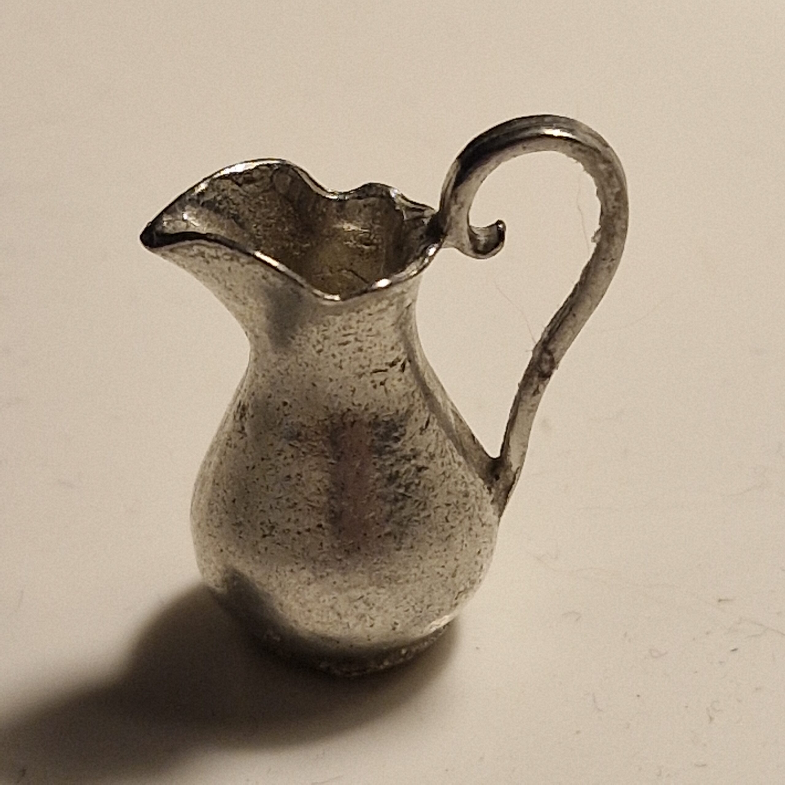 12th scale Dolls House Miniature Ewer JG01