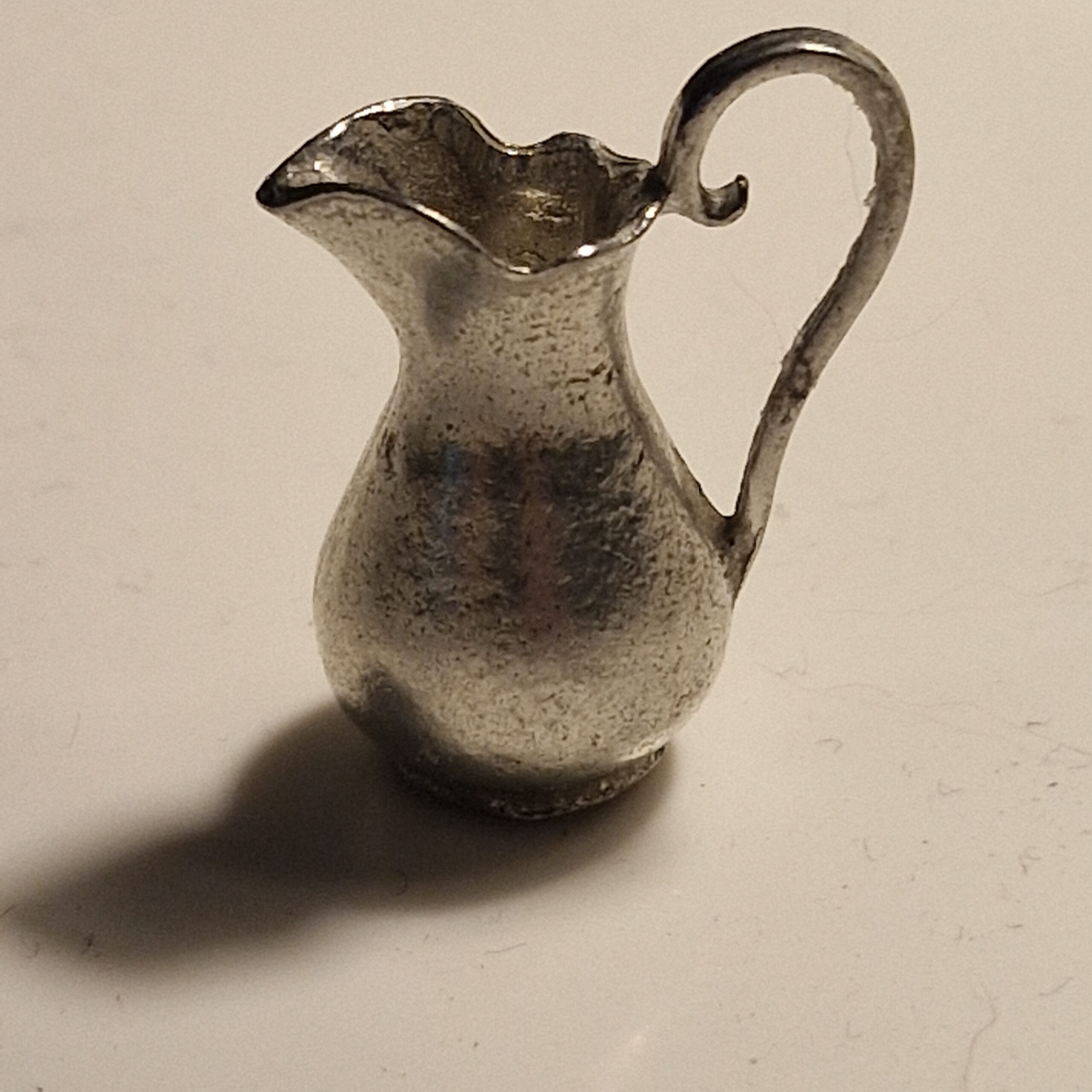 12th scale Dolls House Miniature Ewer JG01