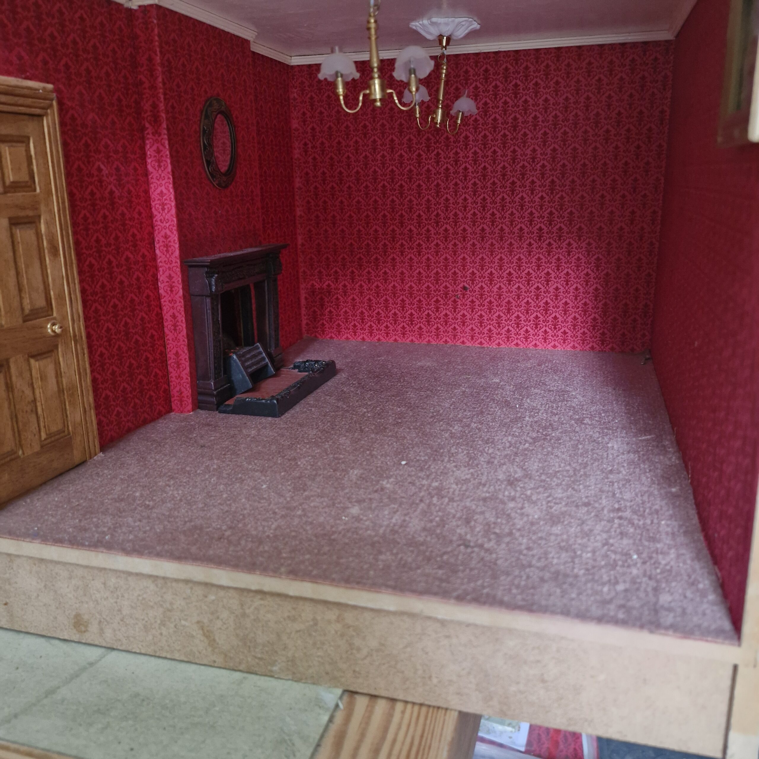 12th scale Dolls House Red Brick House Ready made RBR08a