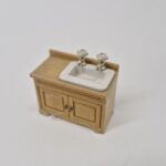 1/24 scale Wooden Sink Unit   By Glenowen TN53