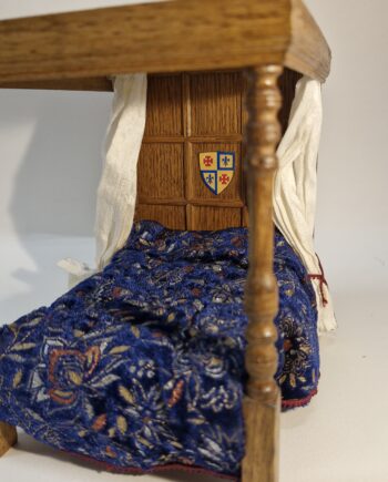 1/12th Scale Dolls House 4 Poster bed   British made  RE87