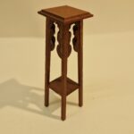 1/12th Scale Dolls House Mahogany  Tall Plant Stand  RE99