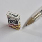 12th scale Flash   Packet Box    D2173