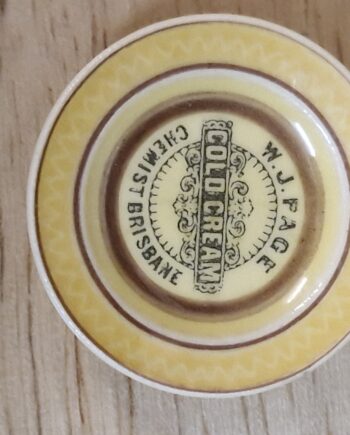 1/12th scale Doll House, miniatures,  Rare  Terry Curran  Pottery Plate  CHE02