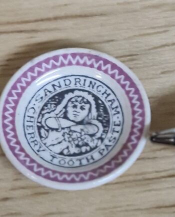 1/12th scale Doll House, miniatures, Rare Terry Curran  Small  Plate  CHE04