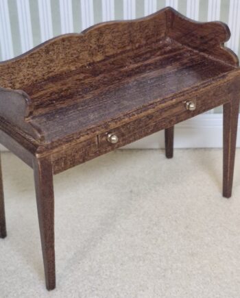 1/12th scale Doll House, Very Nice Side Table British made    CHE28