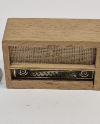1/12th scale Doll House,  Wooden Radio   AHE21