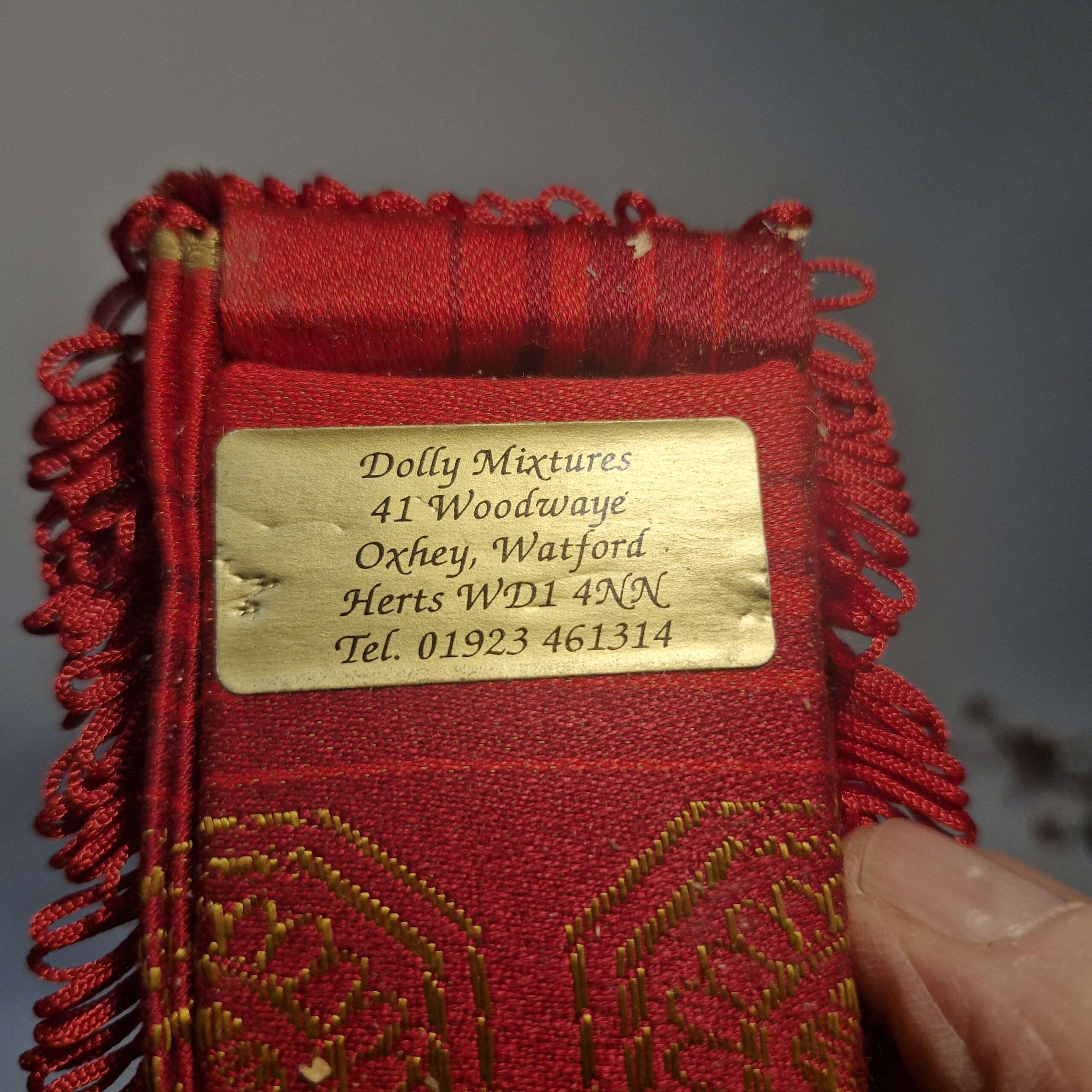 1:12th Dolls House Furniture, Red Sofa by Dolly Mixtures FHE09