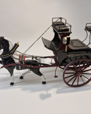 1:12th Dolls House Furniture, Horse and Carriage   High Quality HC100