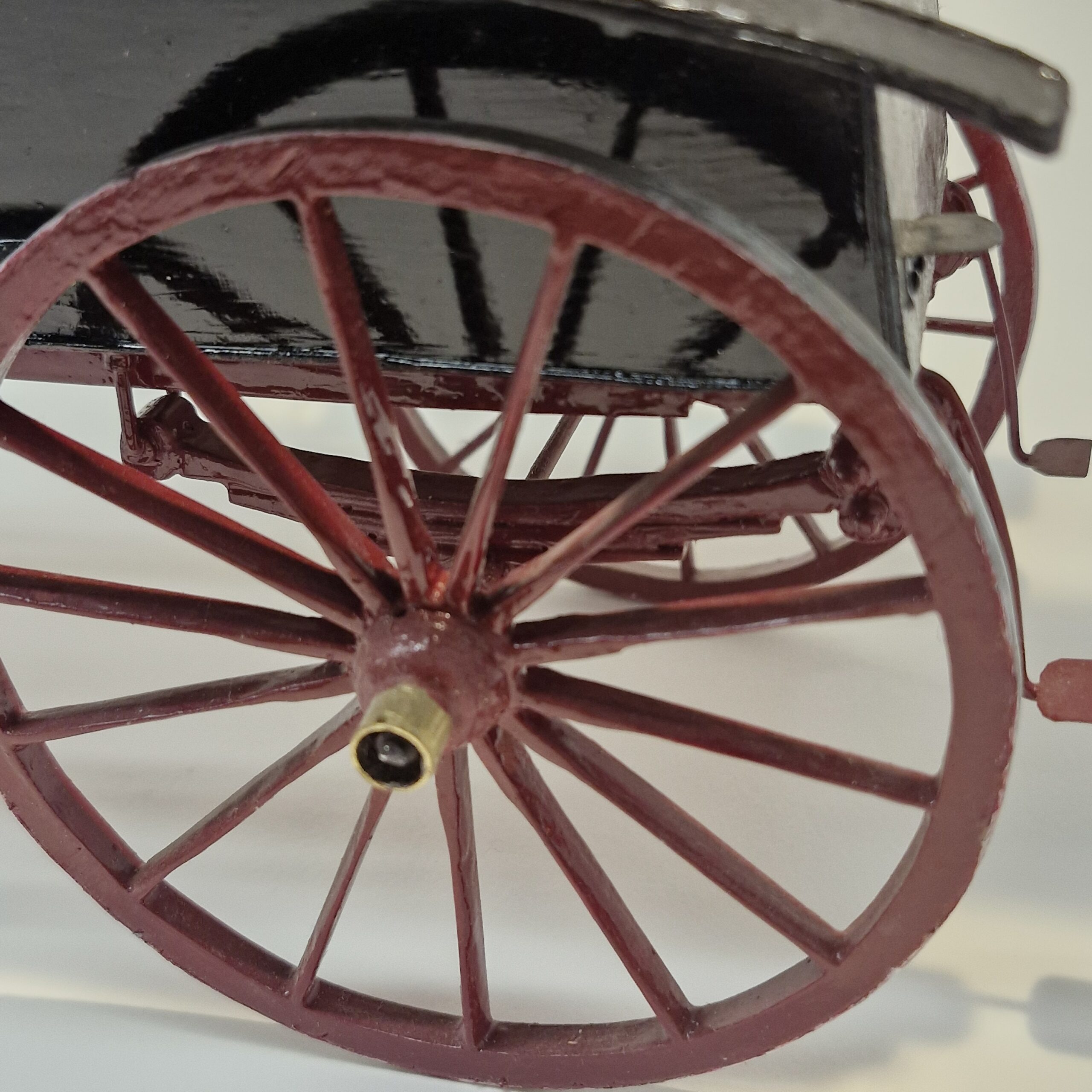 1:12th Dolls House Furniture, Horse and Carriage High Quality HC100