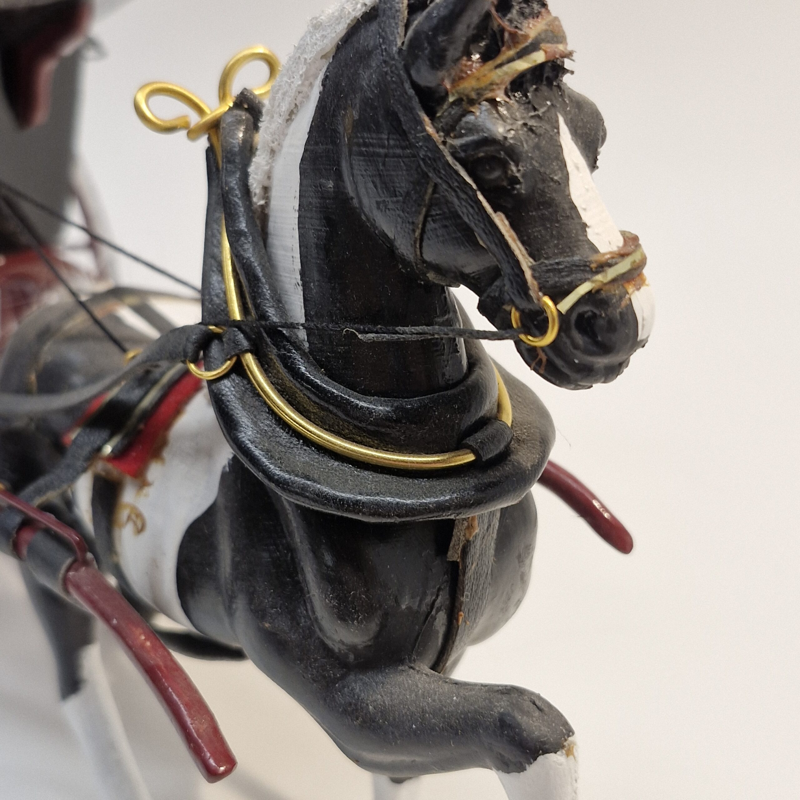 1:12th Dolls House Furniture, Horse and Carriage High Quality HC100