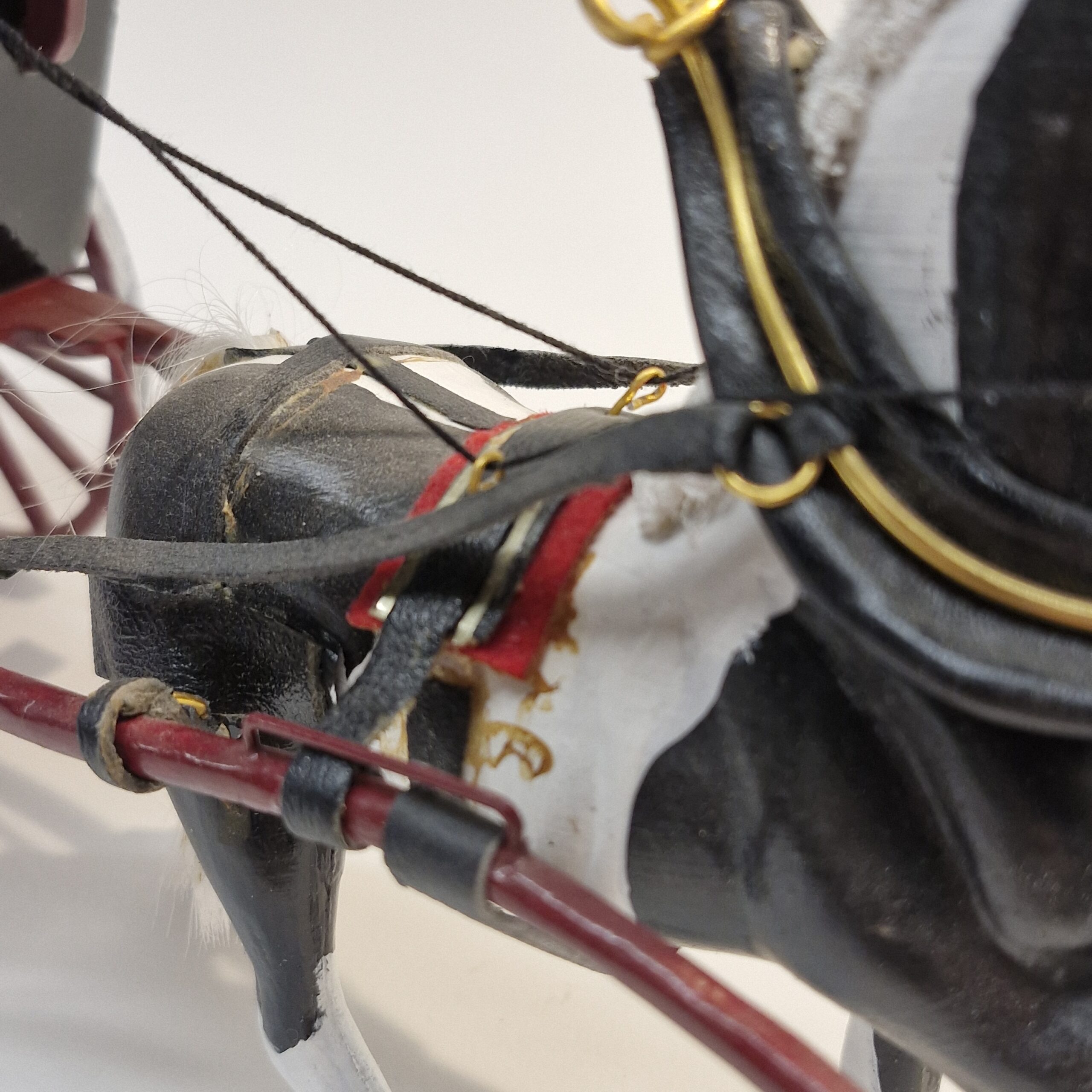 1:12th Dolls House Furniture, Horse and Carriage High Quality HC100