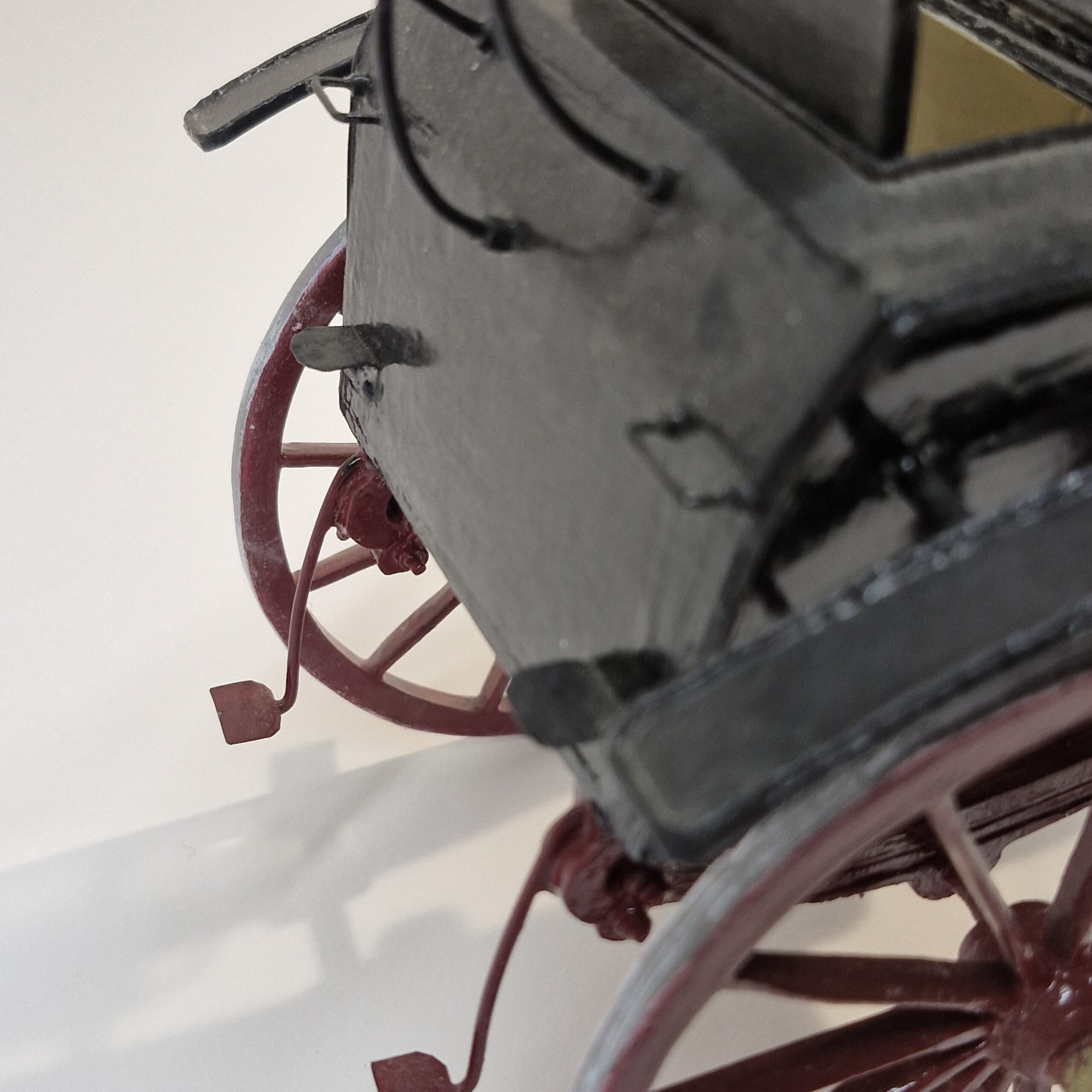 1:12th Dolls House Furniture, Horse and Carriage High Quality HC100