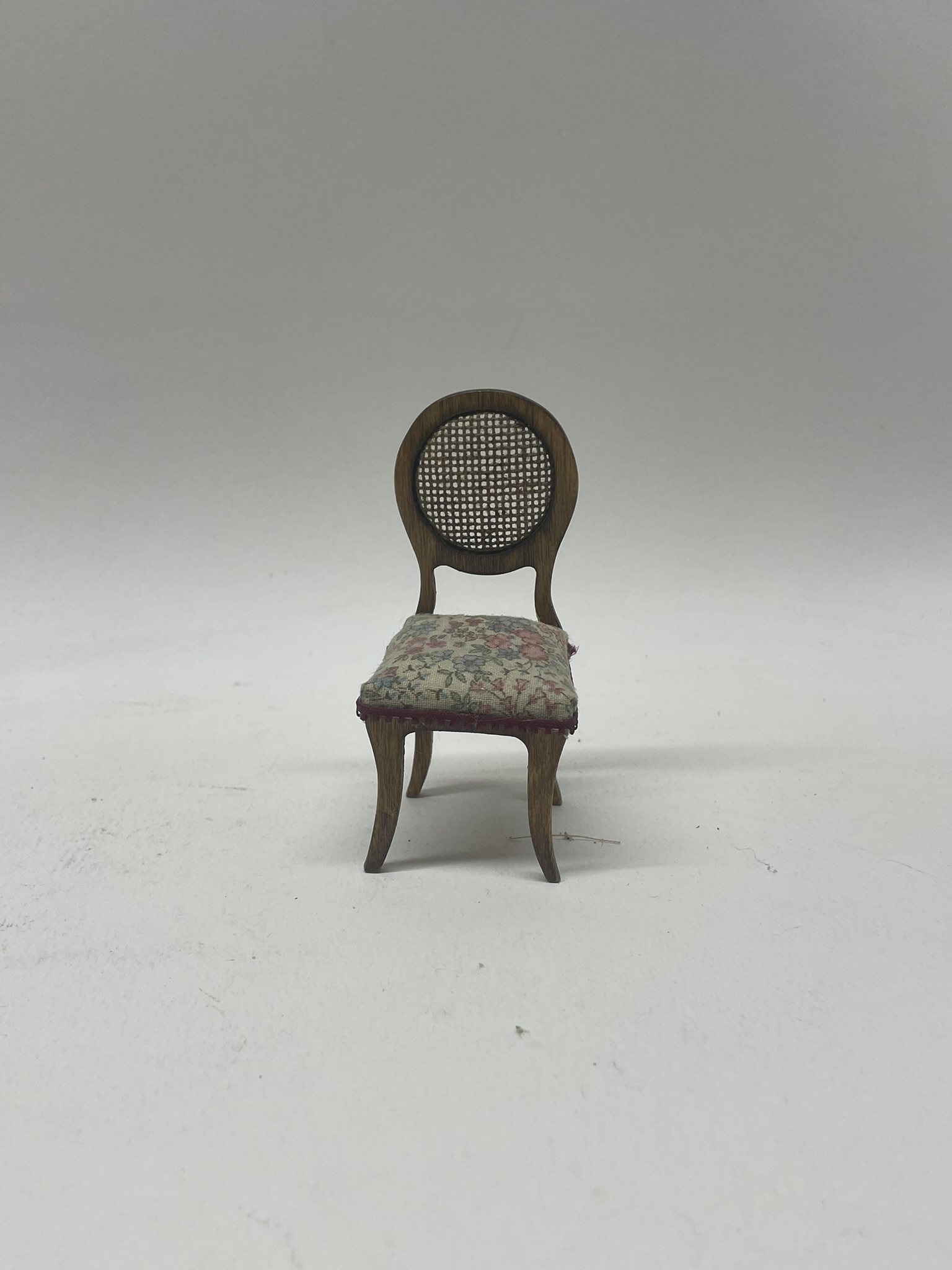 1:12th Scale Dolls House Furniture, Doug Wells- Chair DW13