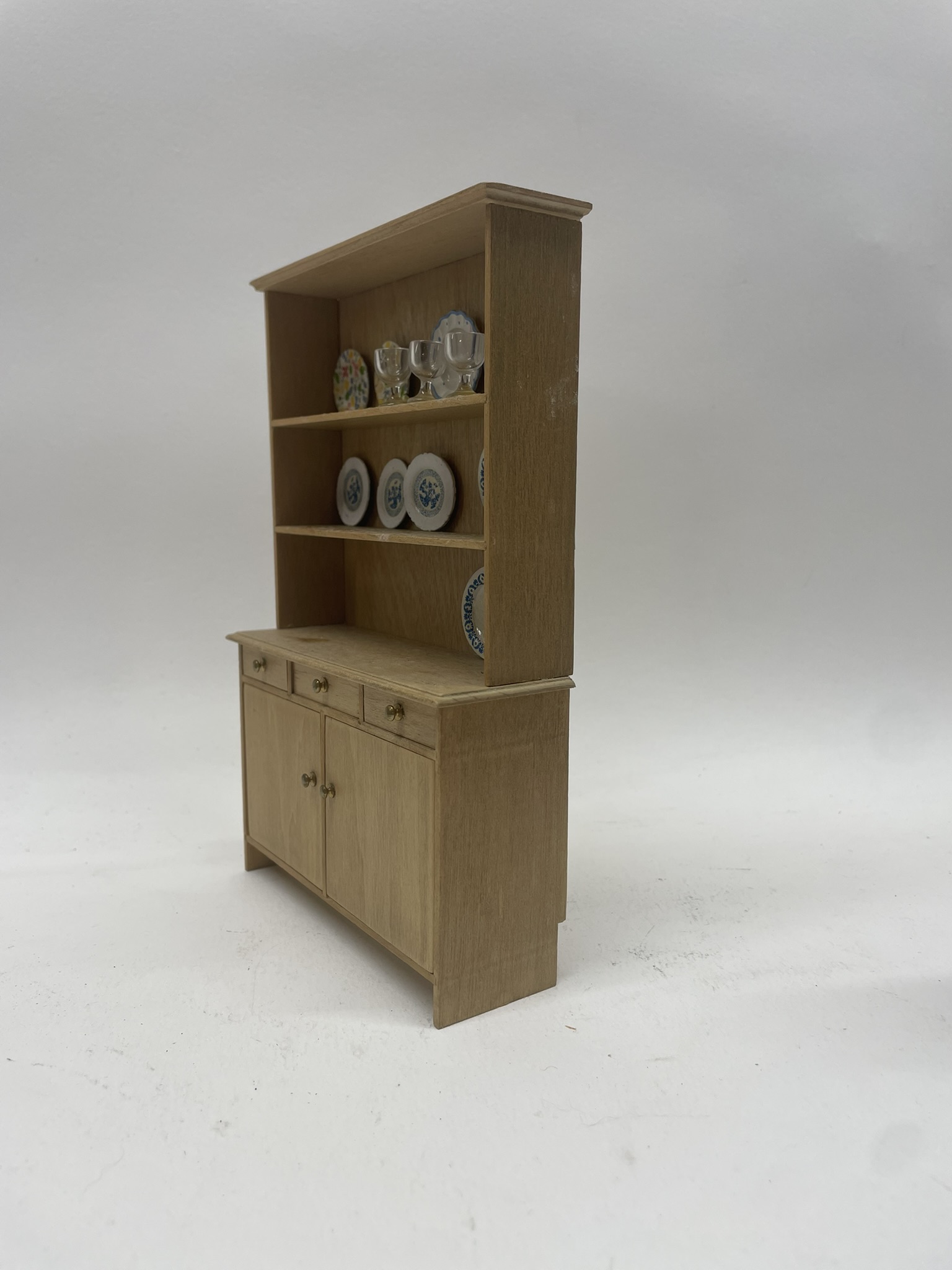 1:12th Scale Dolls House Furniture, Doug Wells- Cabinet Shelving DW17