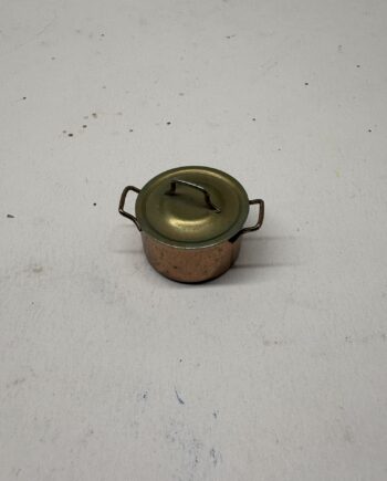 1:12TH Scale Dolls House Miniature, Mismatched Copper Pot, DK105
