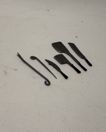 1/12th Scale, Dolls House Miniatures: Fake Knife Set, PF26