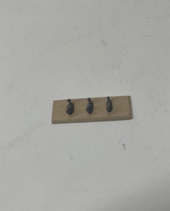 1:12TH Scale Dolls House Furniture, Triple Wooden Coat Hook HF015