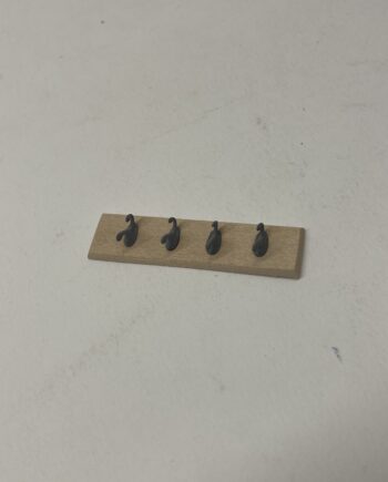 1:12TH Scale Dolls House Furniture, Wooden Coat Hook (4) HF016