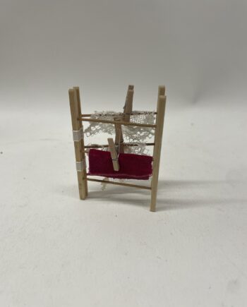 1:12TH Scale Dolls House Furniture, Laundry Rack IB11