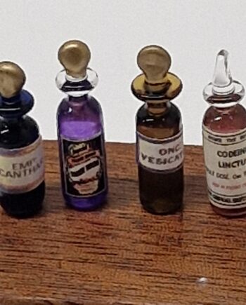 12th scale  set of 4 Pharmacy- Chemist  Glass Bottles T20
