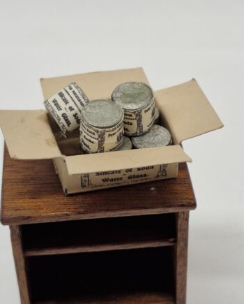 !2th scale   Box full of Cans    M47