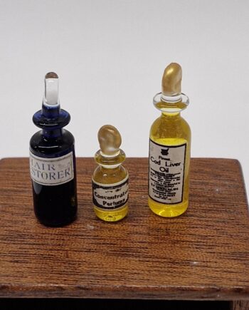 12th scale    Set of 3  Chemist Bottles      T33