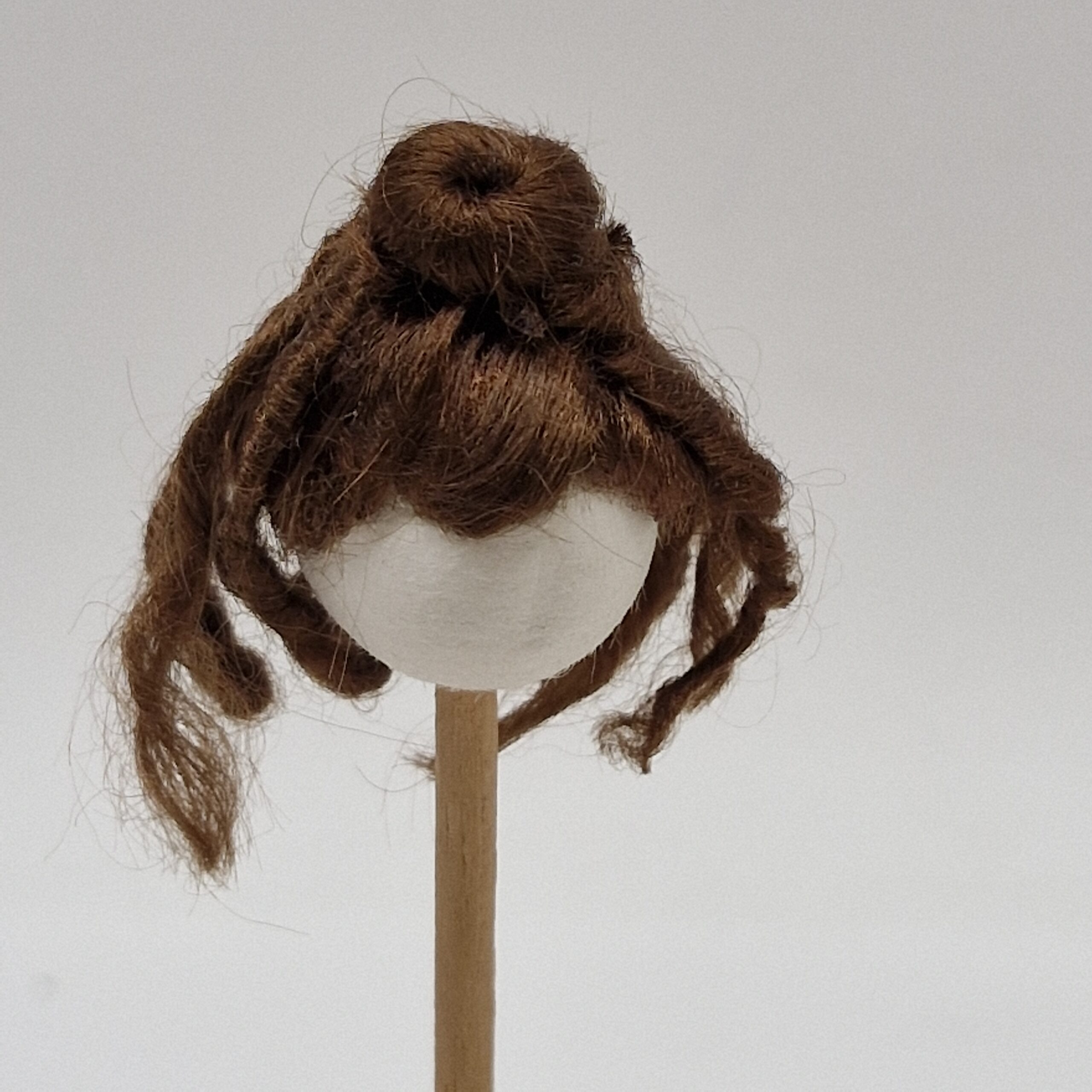 12th scale Stunning miniature Wig T31