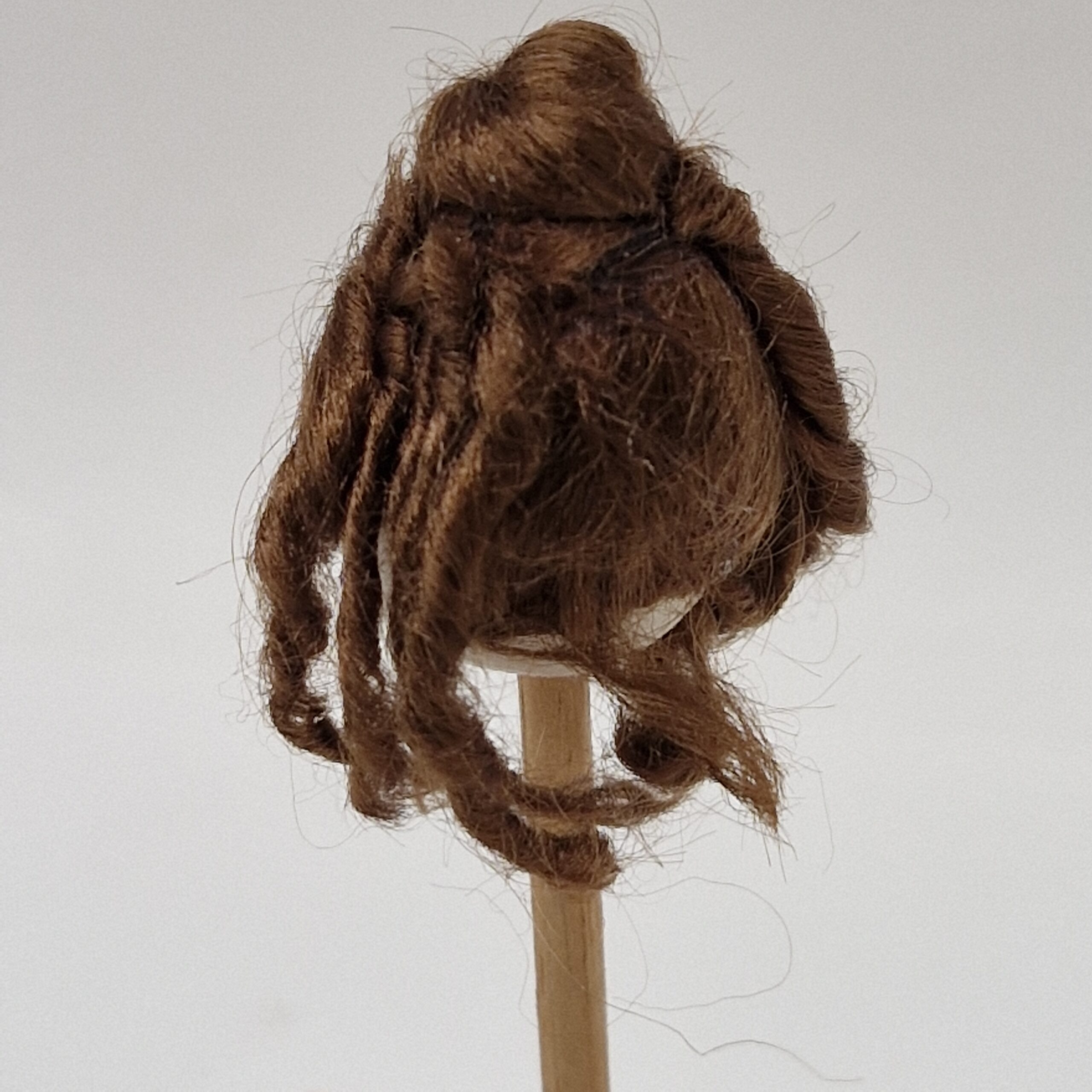 12th scale Stunning miniature Wig T31