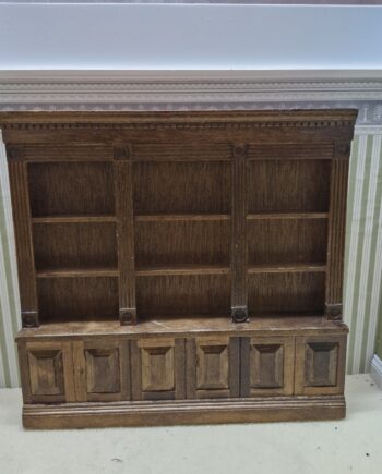 Dark Wood Bookcase or Shop Shelving unit.    CHE50
