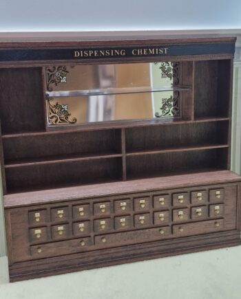 Shop Display Shelving Unit.  Quality item  1995     CHE53