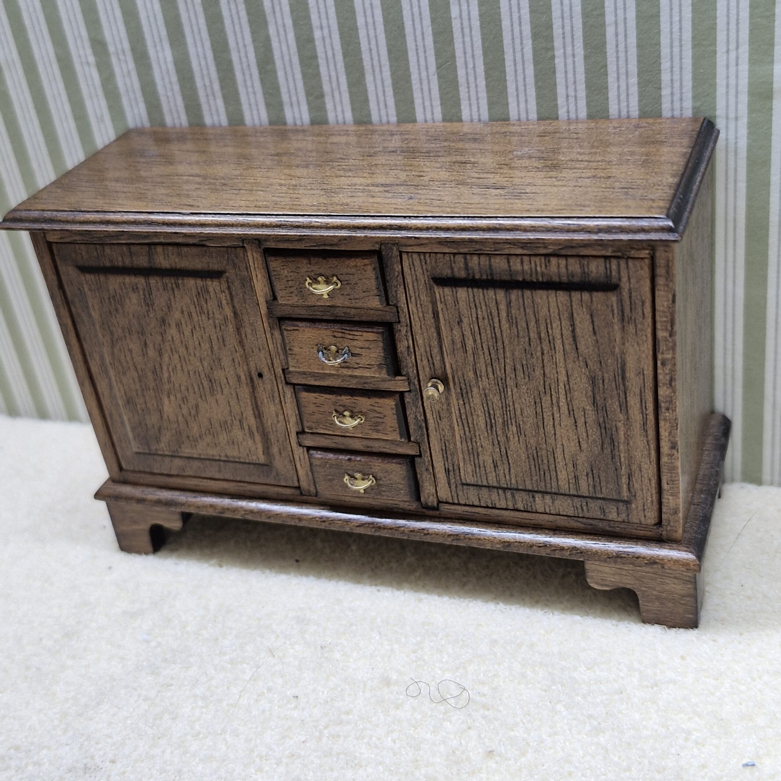 1/12th Scale Dolls House Dark Wood Side Cabinet Artisan Made CHE55