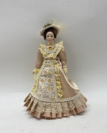 1:12th scale Dolls House Beautiful Collectors Doll, BCD01
