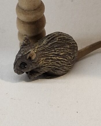 1/12th Scale Dolls House Miniature   Rat    TG38