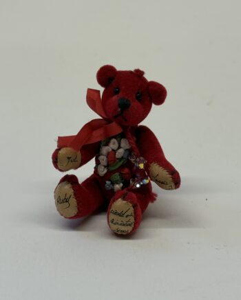 1:12th Dolls House Teddy Bear, Velvet Birthday Teddy Broach, TE17